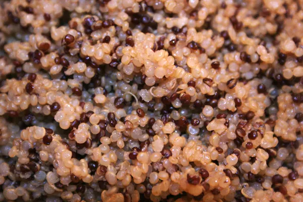 Read and pearl quinoa cooked.