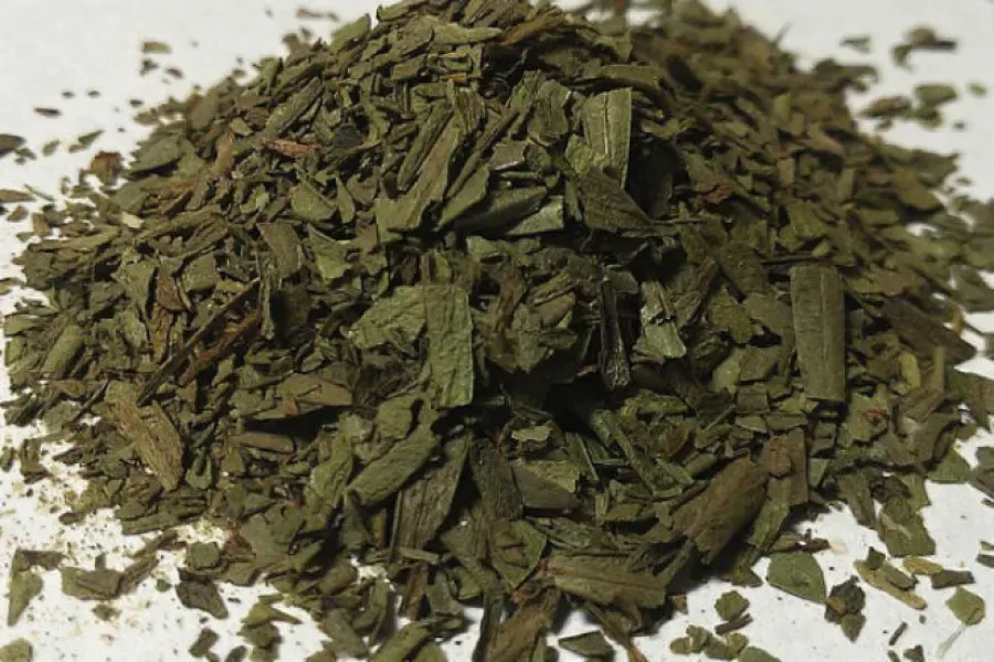 Dried tarragon.